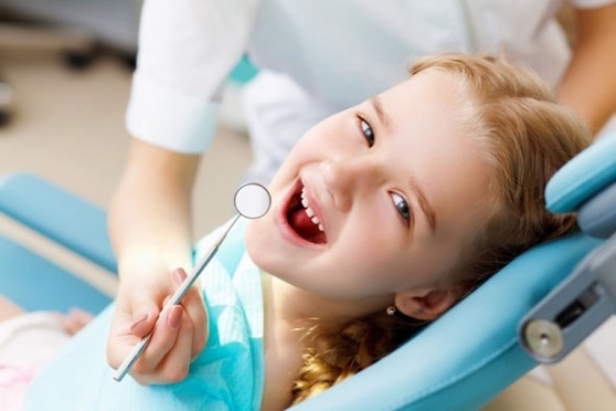 Dentista Especialista Infantil Preço Vila Carioca - Dentista Pediátrico Especialistas